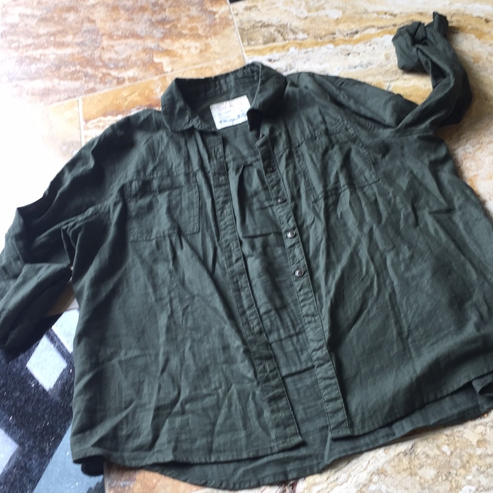 Girl Crazy 100%cotton olive/army green button down